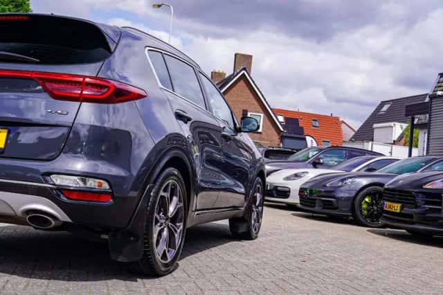 Kia Sportage (2018) thumbnail 3