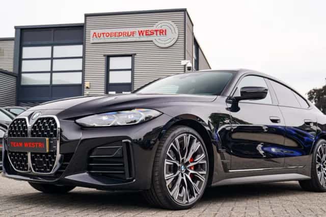 BMW 4-Serie (2022) thumbnail 1