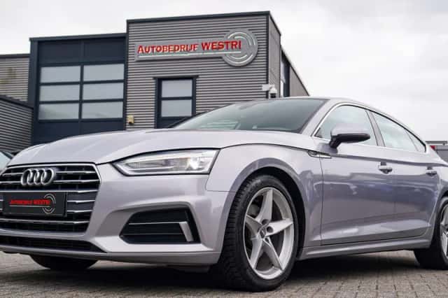 Audi A5 (2018) thumbnail 1