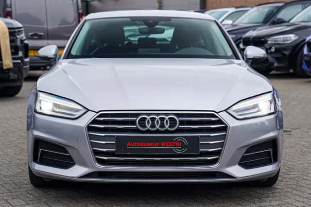 Audi A5 (2018) thumbnail 6