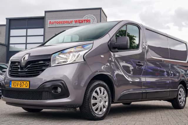 Renault Trafic (2019) thumbnail 1