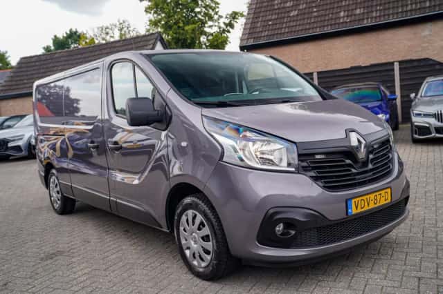 Renault Trafic (2019) thumbnail 4