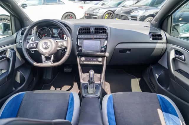 Volkswagen Polo (2014) thumbnail 2