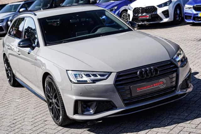 Audi A4 (2019) thumbnail 5