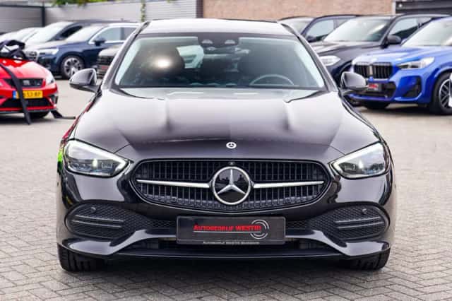 Mercedes-Benz Benz (2022) thumbnail 6