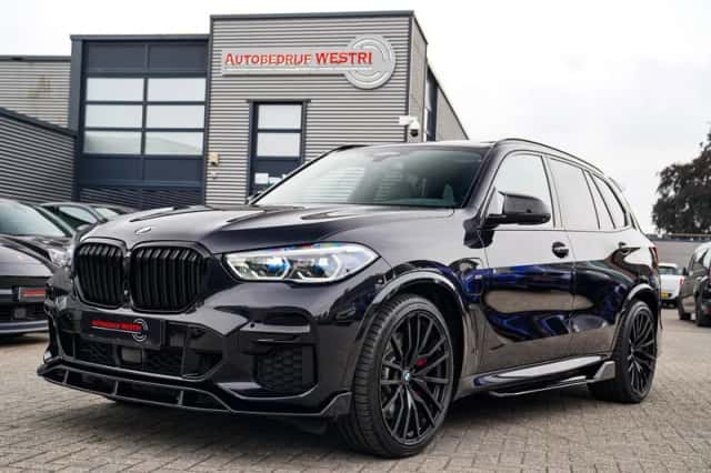 BMW X5 (2020) thumbnail 1