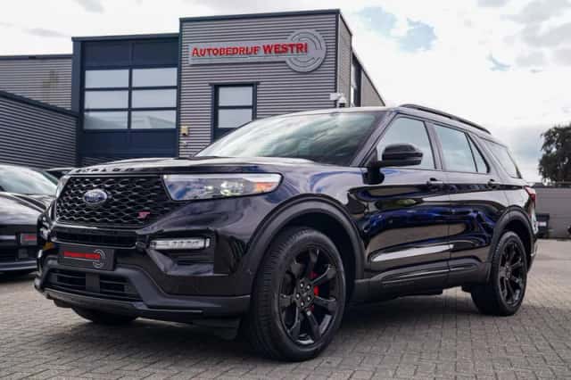 Ford Explorer (2023) thumbnail 1