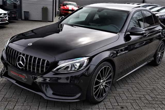 Mercedes-Benz Benz (2018) thumbnail 3