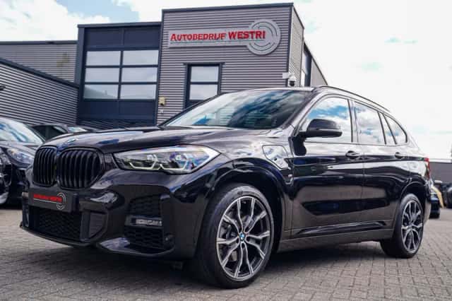 BMW X1 (2021) thumbnail 1
