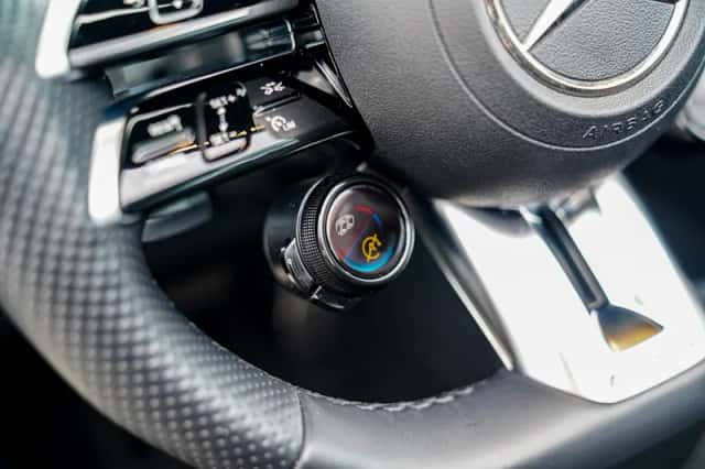 Mercedes-Benz Benz (2022) thumbnail 6