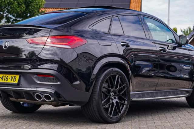 Mercedes-Benz Benz (2020) thumbnail 2