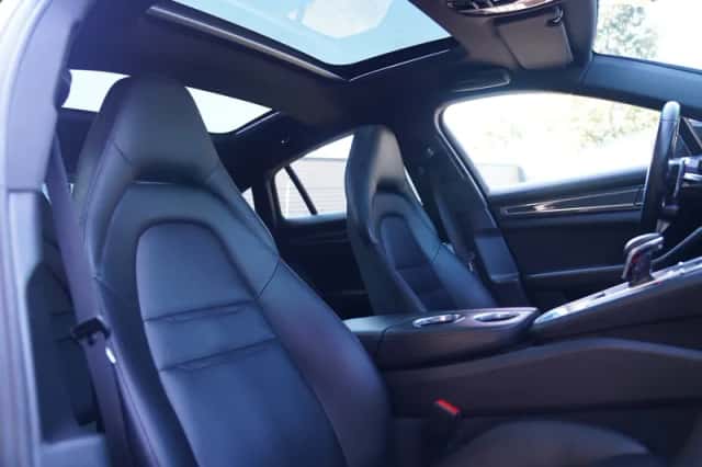 Porsche Panamera (2018) thumbnail 4