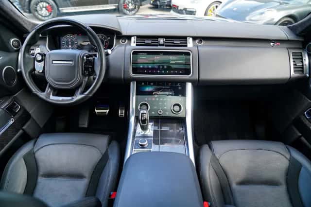 Land Rover Rover (2020) thumbnail 3