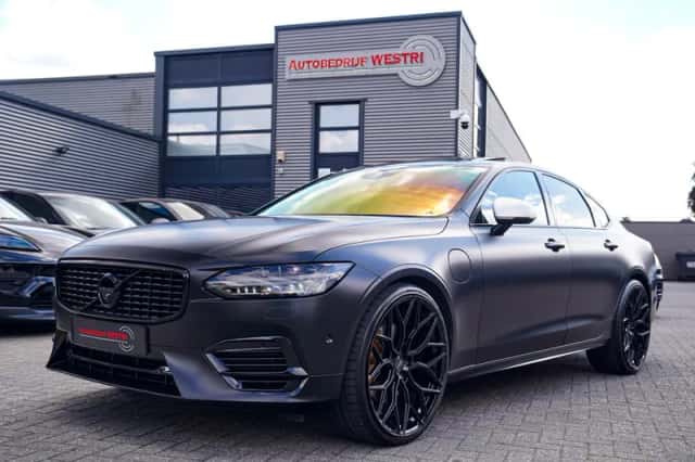 Volvo S90 (2019) thumbnail 1