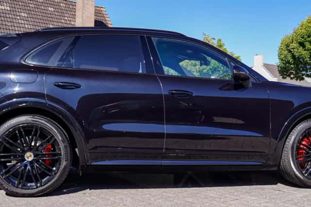 Porsche Cayenne (2019) thumbnail 4