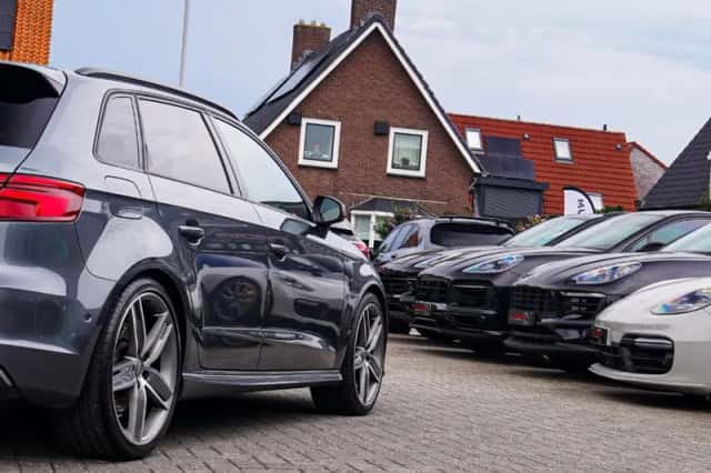 Audi A3 (2014) thumbnail 3