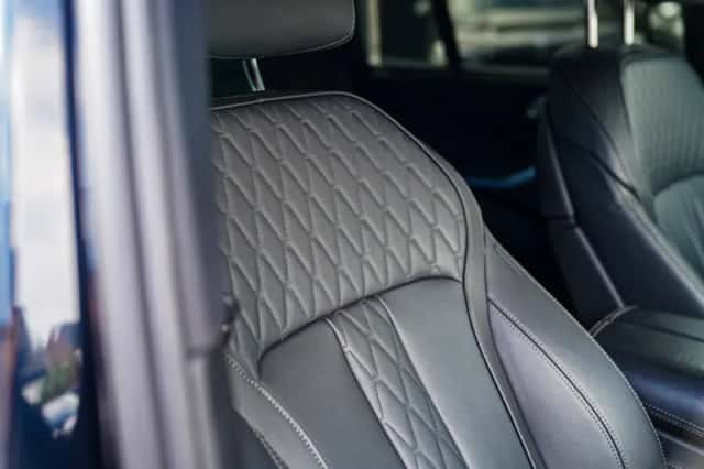 BMW X5 (2023) thumbnail 5