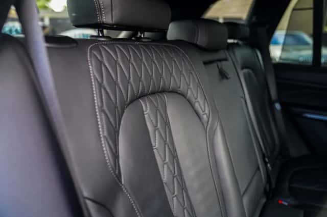 BMW X5 (2023) thumbnail 6