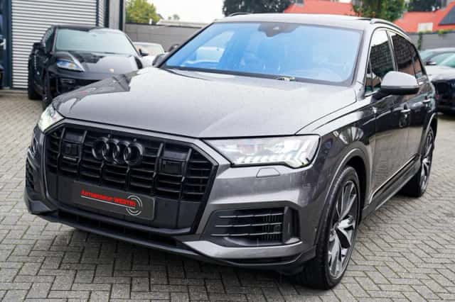 Audi Q7 (2021) thumbnail 5