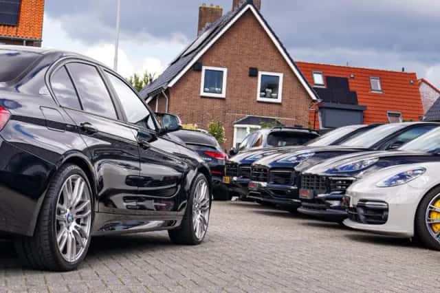 BMW 3-Serie (2017) thumbnail 3