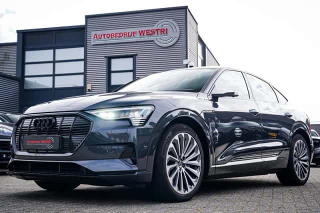 Audi e-tron Sportback (2021) thumbnail 1