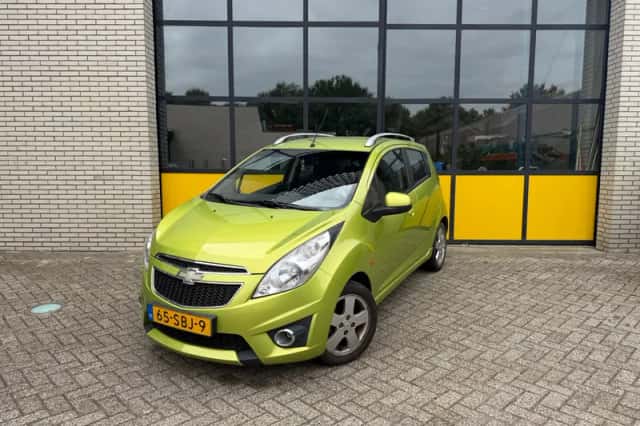 Chevrolet Spark (2011) thumbnail 1