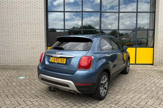 Fiat 500X (2017) thumbnail 3