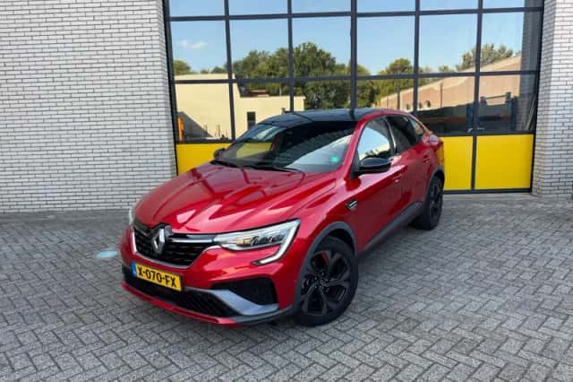Renault Arkana (2021) thumbnail 1