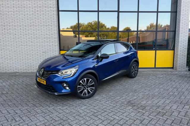 Renault Captur (2021) thumbnail 1
