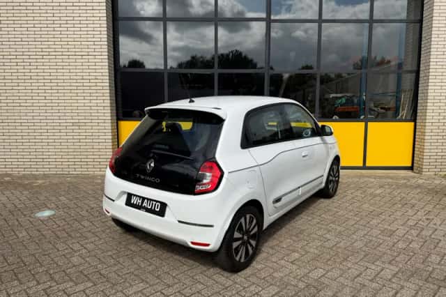 Renault Twingo (2020) thumbnail 3