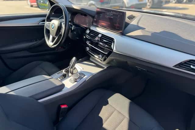 BMW 5-Serie (2021) thumbnail 6