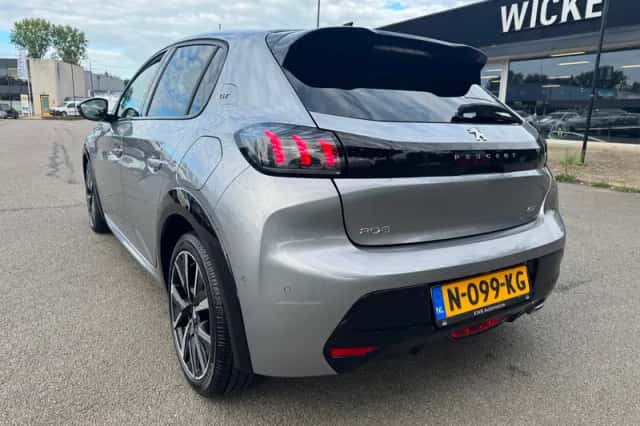 Peugeot 208 (2021) thumbnail 3