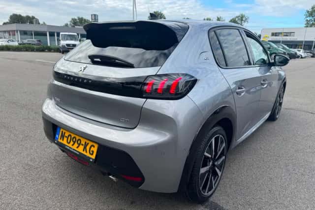 Peugeot 208 (2021) thumbnail 5