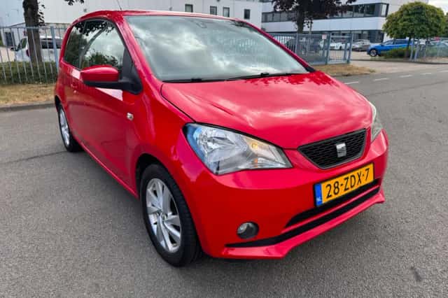 SEAT Mii (2012) thumbnail 3
