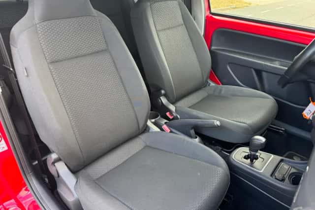 SEAT Mii (2012) thumbnail 5