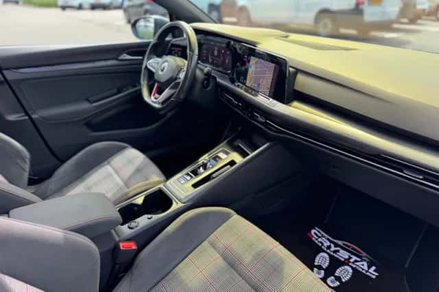 Volkswagen Golf (2020) thumbnail 6