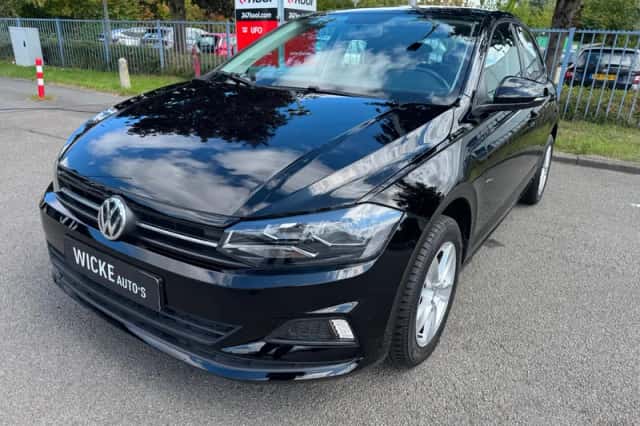 Volkswagen Polo (2018) thumbnail 2
