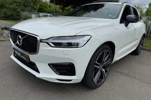 Volvo XC60 (2020) thumbnail 2