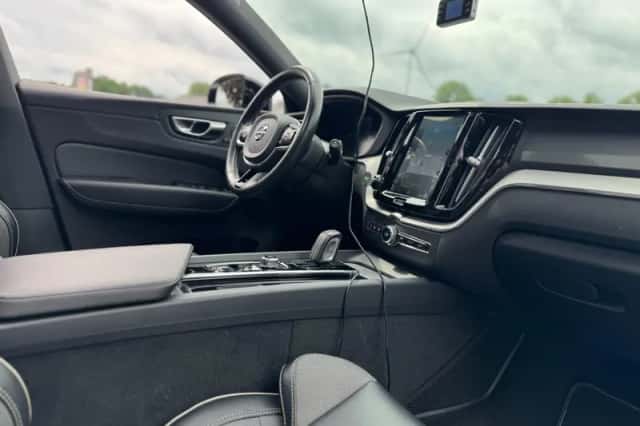 Volvo XC60 (2020) thumbnail 6