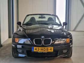 BMW Z3 (1997) thumbnail 4