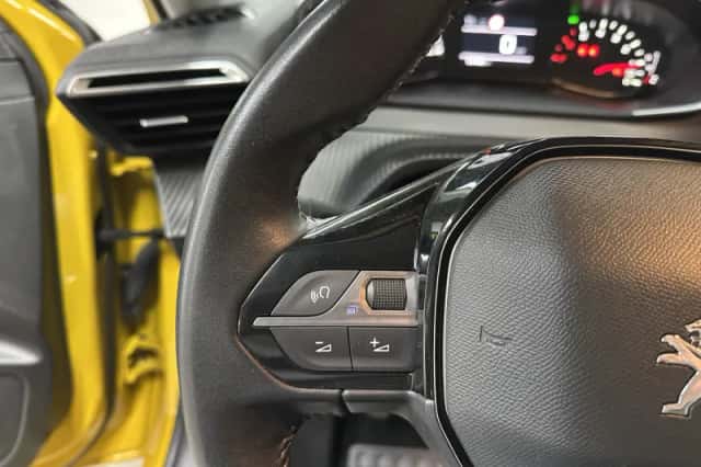 Peugeot 208 (2020) thumbnail 11