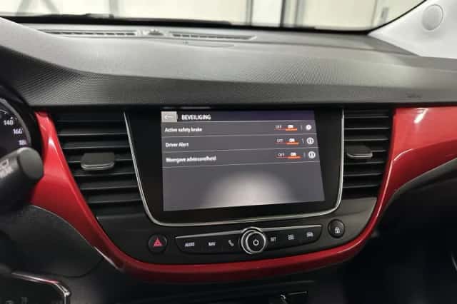Opel Crossland (2021) thumbnail 18