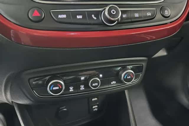 Opel Crossland (2021) thumbnail 20