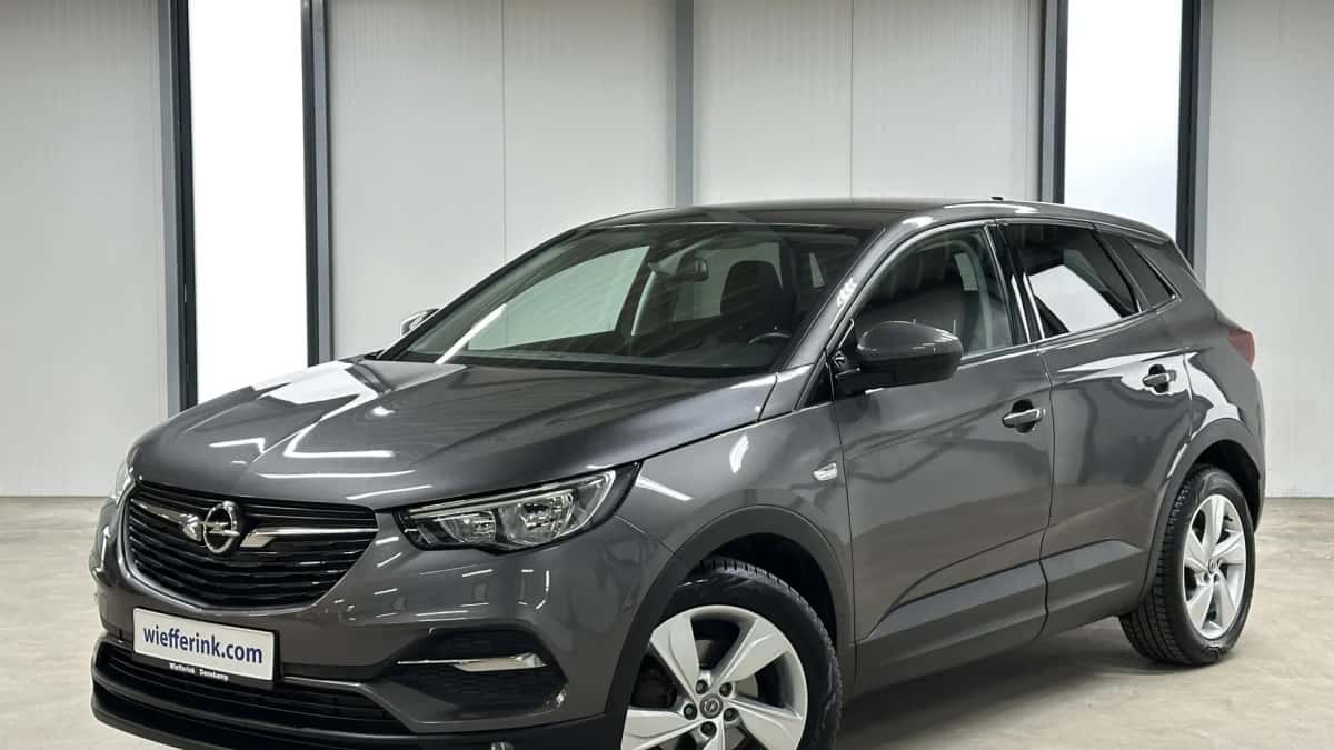 Opel Grandland X (2017) — foto 1