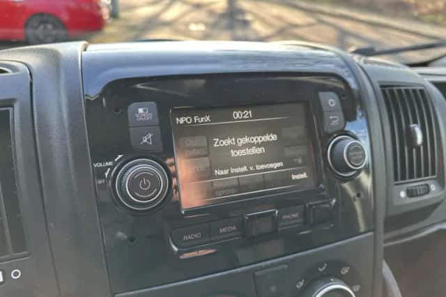 Peugeot E-Boxer (2021) thumbnail 15