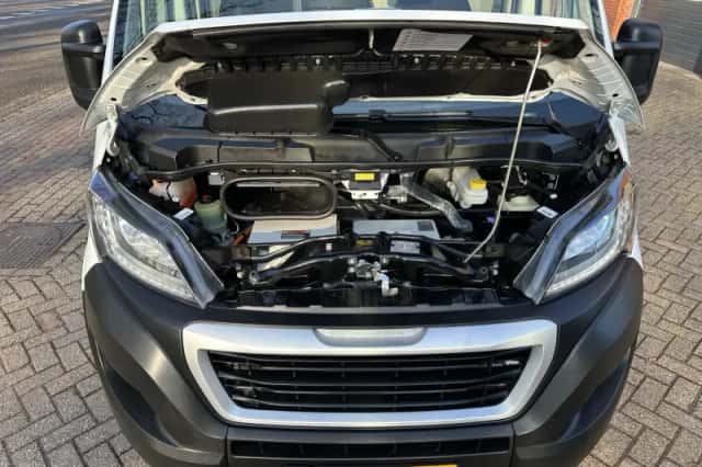 Peugeot E-Boxer (2021) thumbnail 26