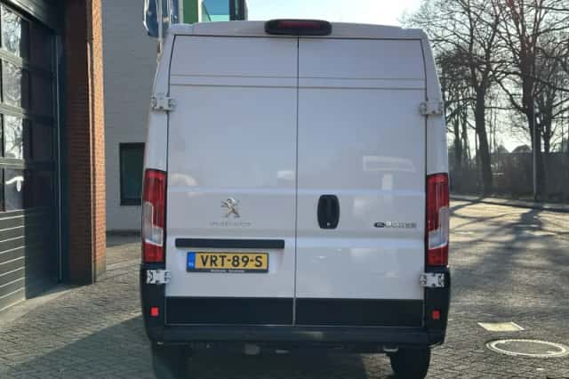 Peugeot E-Boxer (2021) thumbnail 7