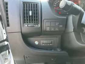 Peugeot E-Boxer (2021) thumbnail 8