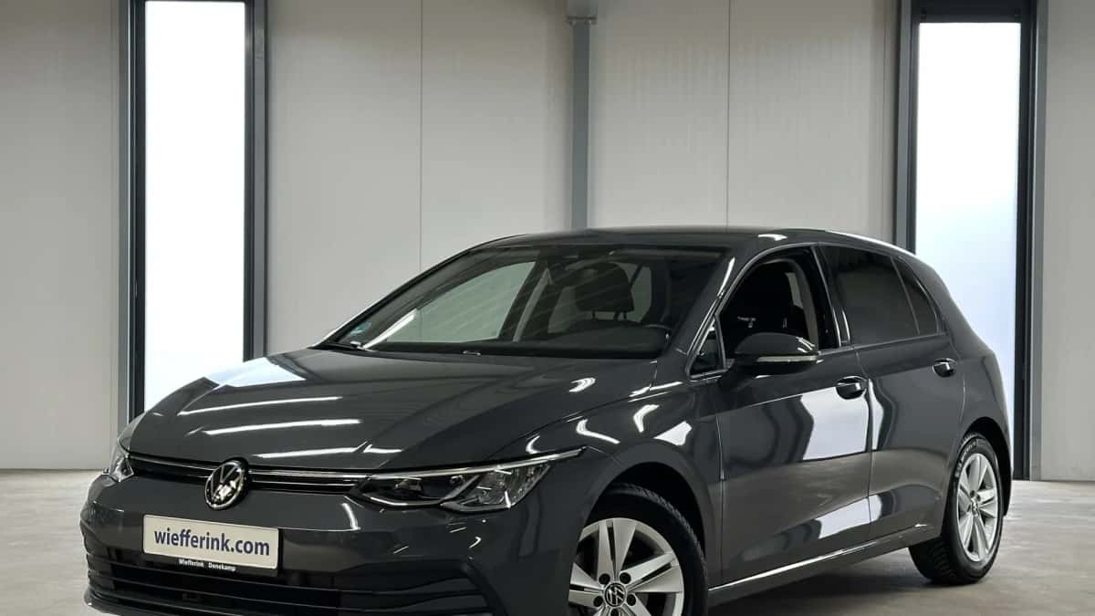 Volkswagen Golf (2018) — foto 1