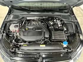 Volkswagen Golf (2018) thumbnail 29